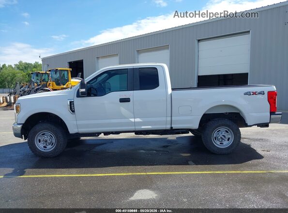 1FT7X2B61JEC22185 2018 FORD F-250 White Панорамний вид салону 360°