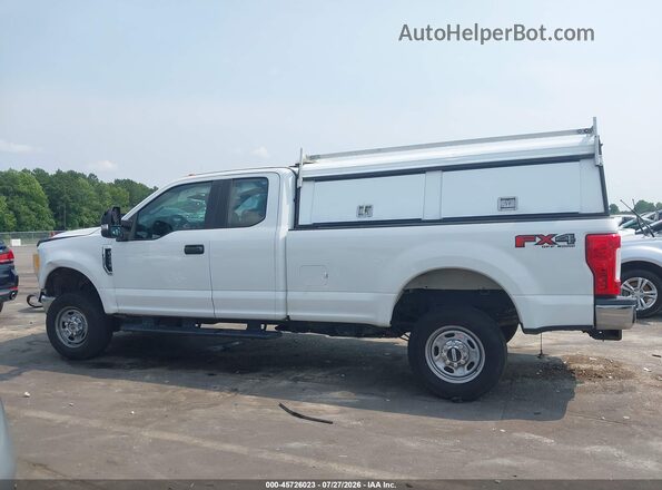 1FT7X2B62HEC05633 2017 FORD F-250 Белый 