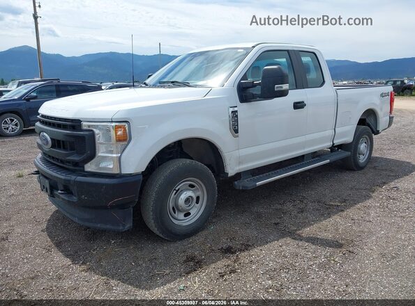 1FT7X2B62NEE51674 2022 FORD F-250 Белый Передняя левая четверть