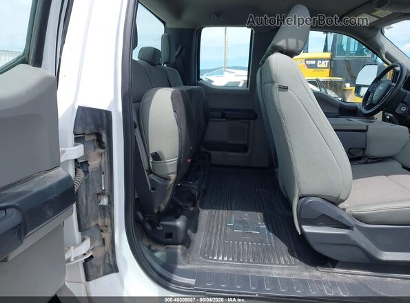 1FT7X2B62NEE51674 2022 FORD F-250 Белый Вид наклейки с VIN-кодом
