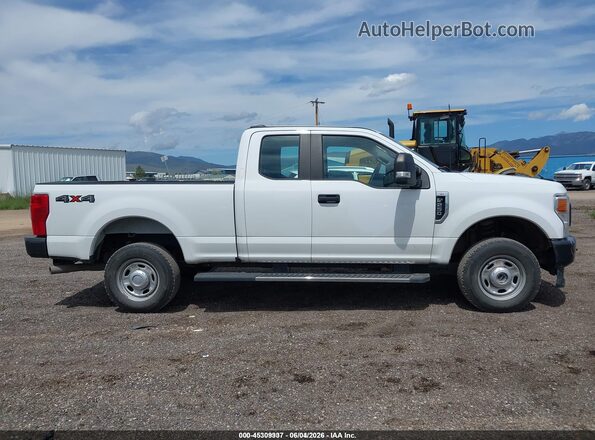 1FT7X2B62NEE51674 2022 FORD F-250 Белый 