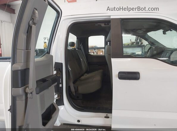 1FT7X2B63JEC69976 2018 FORD F-250 White Вид наклейки з VIN-кодом