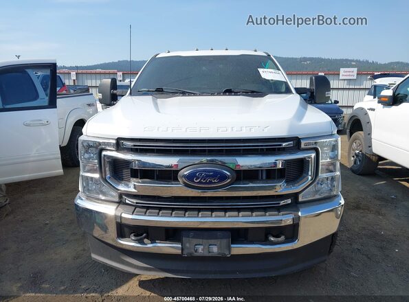 1FT7X2B63NEG41841 2022 FORD F-250 Белый Вид задней части салона