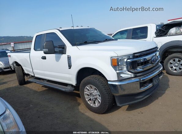 1FT7X2B63NEG41841 2022 FORD F-250 Белый Панорамный вид салона 360°