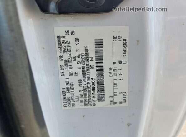 1FT7X2B64HEC89325 2017 FORD F250 Белый Вид подкапотного пространства