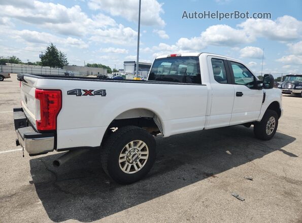 1FT7X2B64HEC89325 2017 FORD F250 Белый 