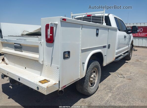 1FT7X2B64HEE99472 2017 FORD F-250 White Tył prawy