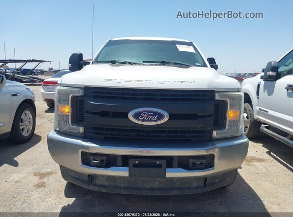 1FT7X2B64HEE99472 2017 FORD F-250 White Widok deski rozdzielczej