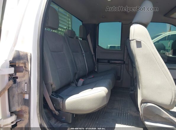1FT7X2B64HEE99472 2017 FORD F-250 White Widok naklejki z numerem VIN