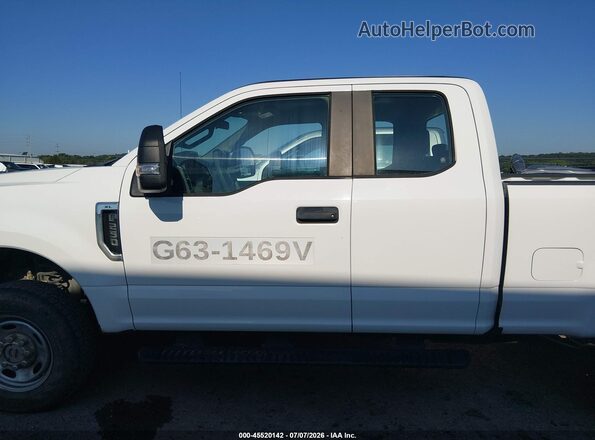 1FT7X2B65JEC48742 2018 FORD F-250 White Widok wnętrza 360 stopni
