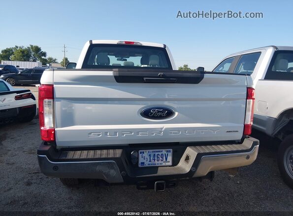 1FT7X2B65JEC48742 2018 FORD F-250 White 
