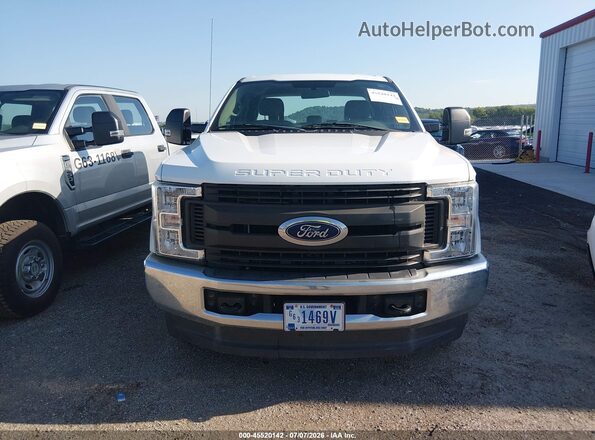 1FT7X2B65JEC48742 2018 FORD F-250 White Widok zestawu wskaźników