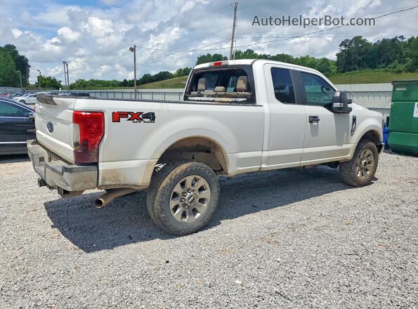1FT7X2B65JEC74712 2018 FORD F250 White Tył prawy