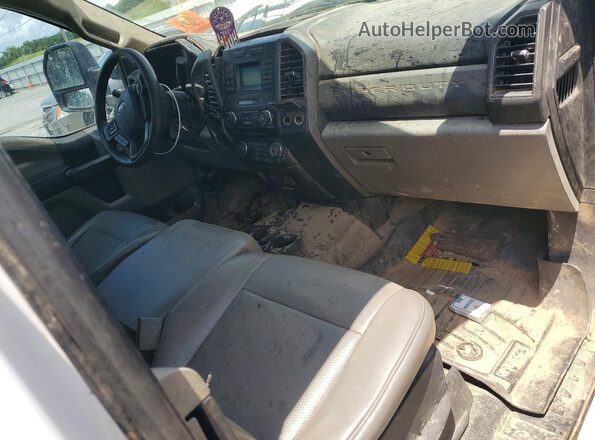 1FT7X2B65JEC74712 2018 FORD F250 White Widok deski rozdzielczej