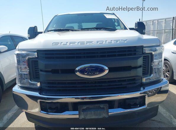 1FT7X2B67JEC84139 2018 FORD F-250 White Vista del cuadro de instrumentos