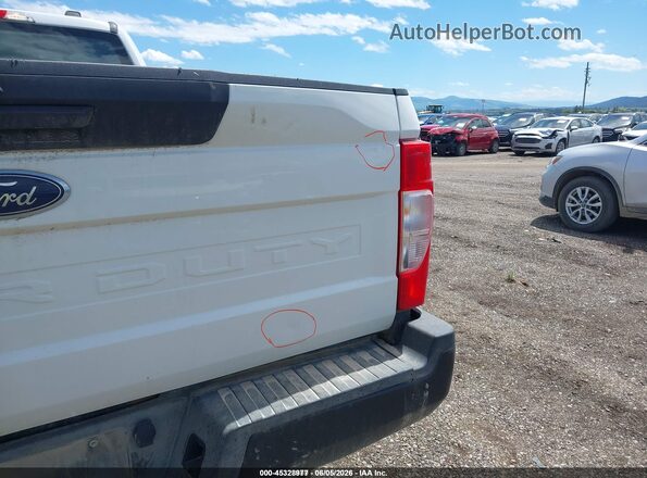 1FT7X2B67MED24255 2021 FORD F-250 White Widok zestawu wskaźników