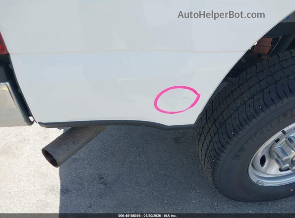 1FT7X2B68JEC22183 2018 FORD F-250 White Vista del cuadro de instrumentos