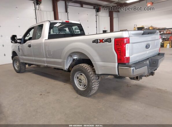 1FT7X2B68JEC83940 2018 FORD F-250 Silver Trasero izquierdo