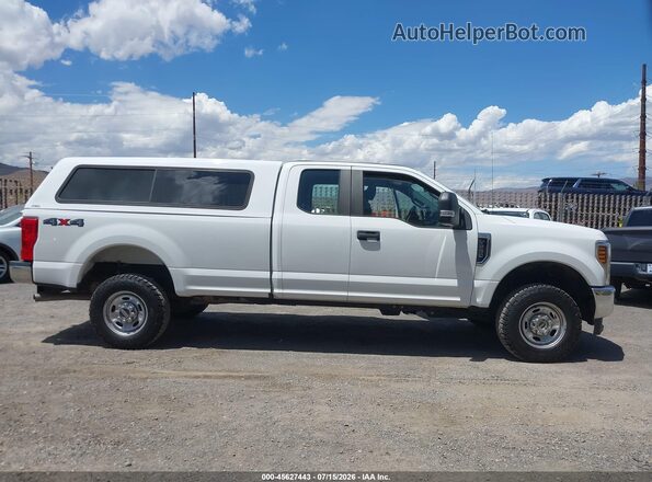 1FT7X2B68KED43796 2019 FORD F-250 White Սալոնի հետևի տեսք