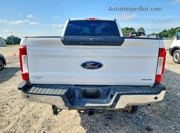 1FT7X2B68KEF22646 2019 FORD F250 White Rear view