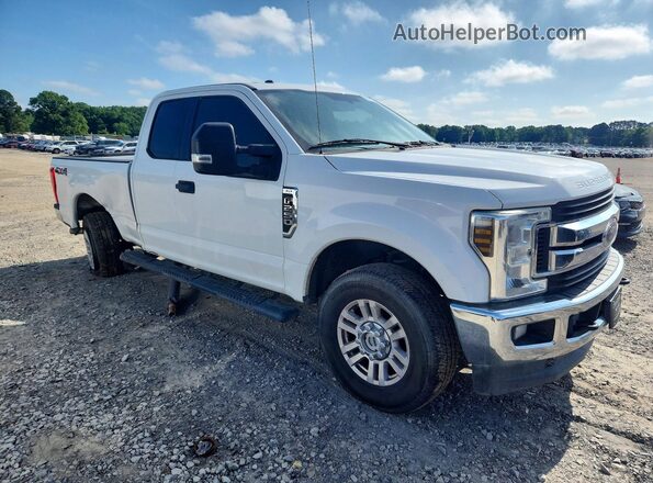 1FT7X2B68KEF22646 2019 FORD F250 White Front right