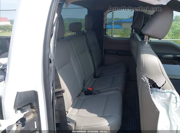 1FT7X2B68NEE78975 2022 FORD F-250 White VIN კოდის სტიკერის ხედი
