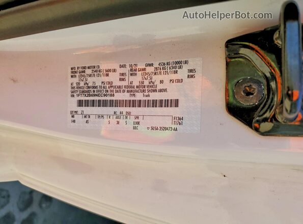 1FT7X2B69NEC90188 2022 FORD F250 White ძრავის განყოფილების ხედი