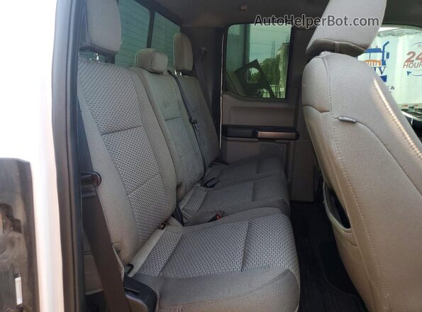 1FT7X2B6XMEE13222 2021 FORD F250 White Vista de los asientos traseros