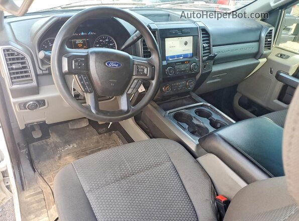1FT7X2B6XMEE13222 2021 FORD F250 White Vista del salpicadero