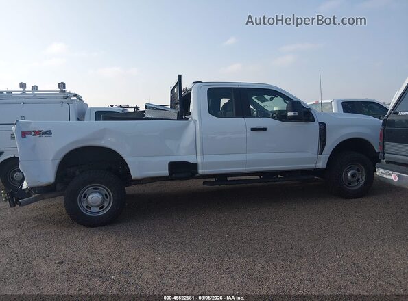1FT7X2BA2REC22731 2024 FORD F-250 White 