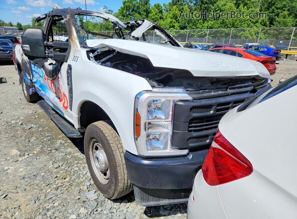 1FT7X2BA3REE48468 2024 FORD F250 White Вид спереду