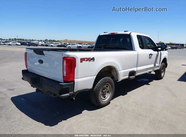 1FT7X2BA7PED77238 2023 FORD F-250 White Tył prawy