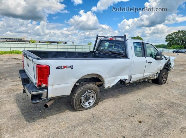 1FT7X2BA8PEC50837 2023 FORD F250 White უკანა მარჯვენა