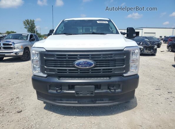 1FT7X2BA9SEC33084 2025 FORD F250 White Вид спереду
