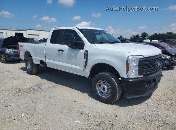 1FT7X2BA9SEC33084 2025 FORD F250 White Передня права чверть