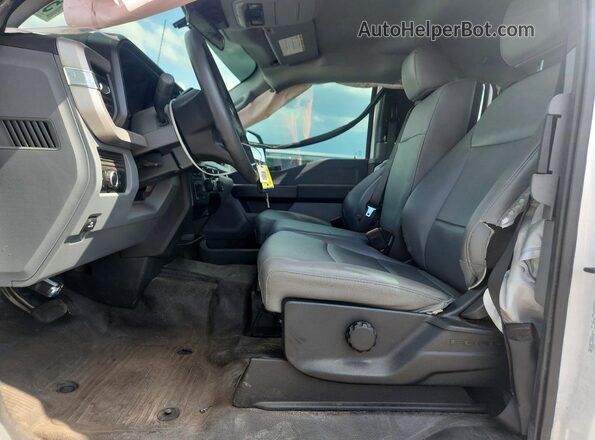 1FT7X2BAXREC40801 2024 FORD F250 White Front interior view