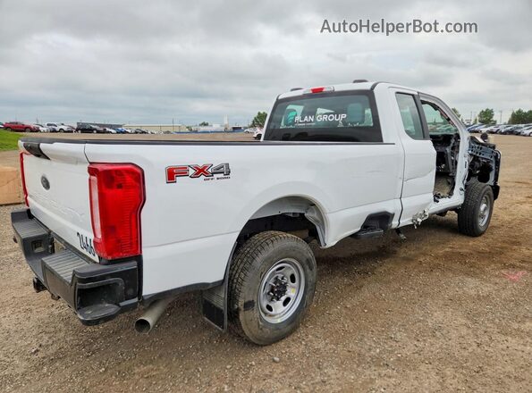 1FT7X2BAXSEC63968 2025 FORD F250 White Հետևի աջ