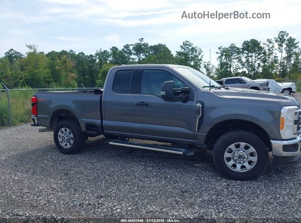 1FT7X2BN2PED58955 2023 FORD F-250 Серый Вид задней части салона