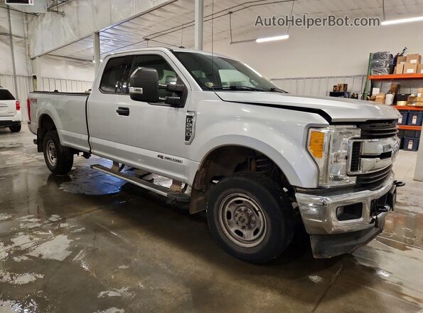 1FT7X2BT3HEE02638 2017 FORD F250 Silver Delantero derecho
