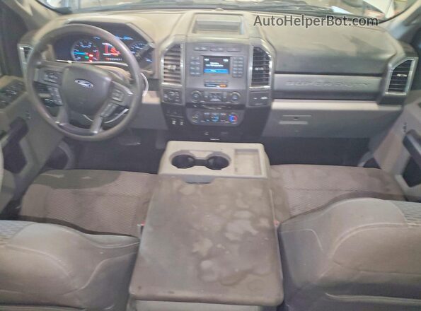 1FT7X2BT3HEE02638 2017 FORD F250 Silver Vista del salpicadero