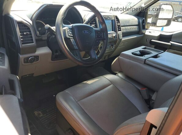 1FT7X2BT6KEG76357 2019 FORD F250 White Widok deski rozdzielczej