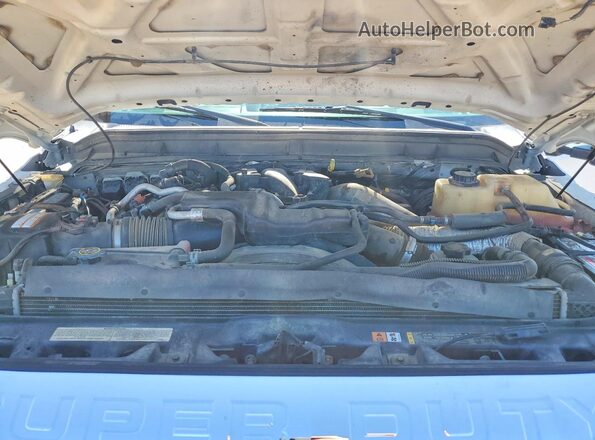 1FT7X2BT8GED44511 2016 FORD F250 White Widok wnętrza z tyłu
