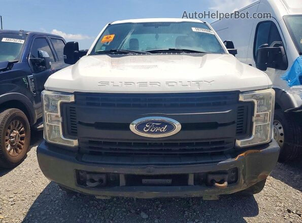 1FT7X2BTXHEC85964 2017 FORD F250 White Դիմացի տեսք
