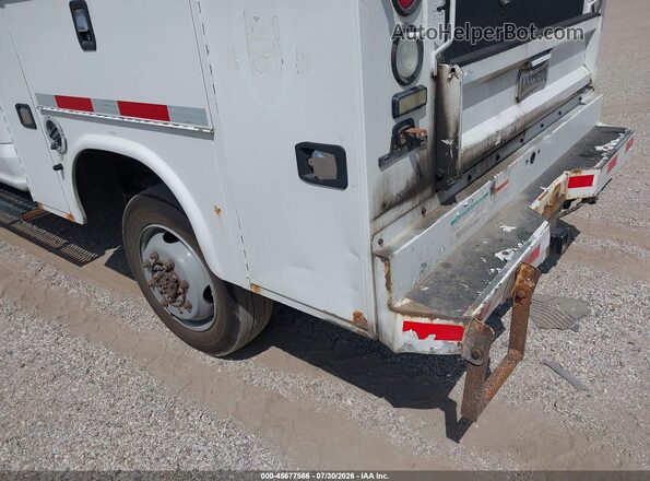 1FT7X3B6XHEE05018 2017 FORD F350 Белый Вид спереди
