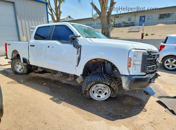 1FT8W2BA4REE47904 2024 FORD F250 White Front right