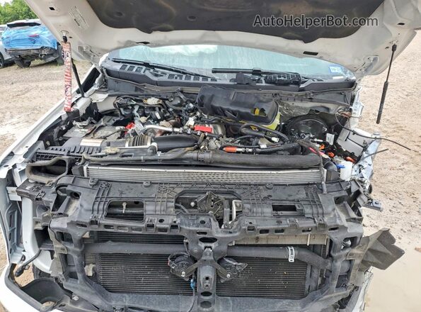 1FT8W2BM5SEC40499 2025 FORD F250 White Widok wnętrza z tyłu