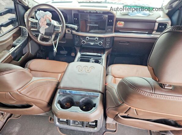 1FT8W2BM8REF56425 2024 FORD F250 Red Widok deski rozdzielczej