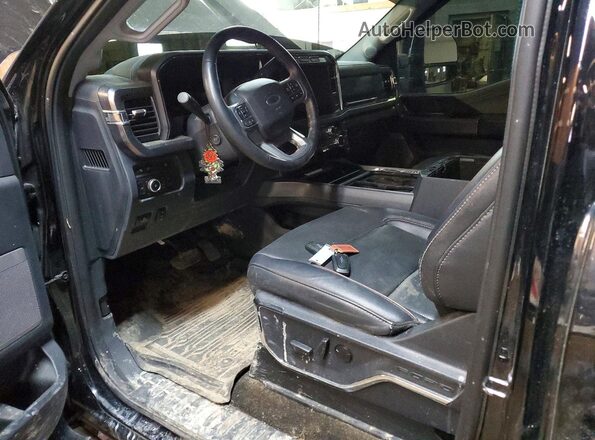 1FT8W2BNXREF30286 2024 FORD F250 Black Widok wnętrza z przodu