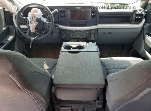 1FT8W2BT4SEE08690 2025 FORD F250 Белый Вид панели приборов