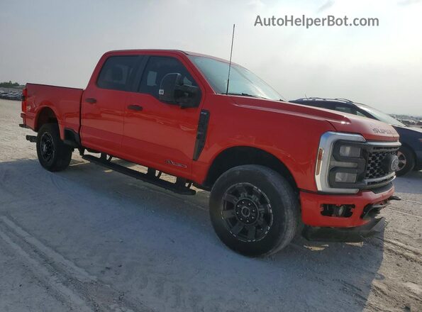 1FT8W2BT5SEC15626 2025 FORD F250 Red Delantero derecho